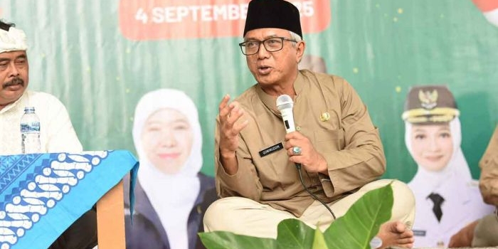 doa-bersama-di-sman-1-kediri-gus-qowim-ajak-warga-jaga-kedamaian-dan-teladani-nabi-muhammad
