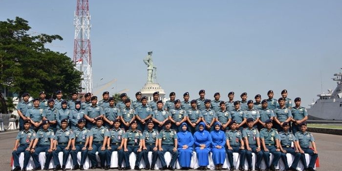Pangarmatim Pimpin Upacara Kenkat 104 Pamen Mako Koarmatim.