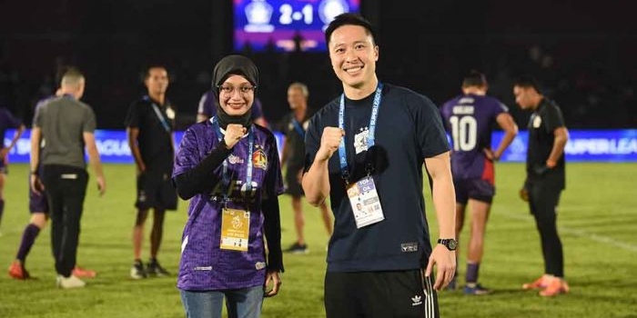 mbak-wali-beri-dukungan-langsung-laga-persik-kediri-vs-psbs-biak-di-stadion-brawijaya