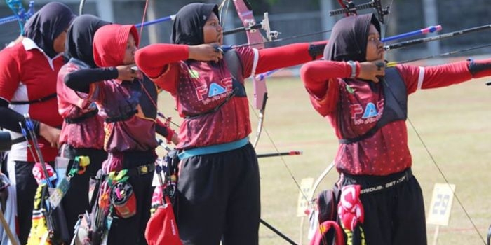 Atlet panahan Surabaya.