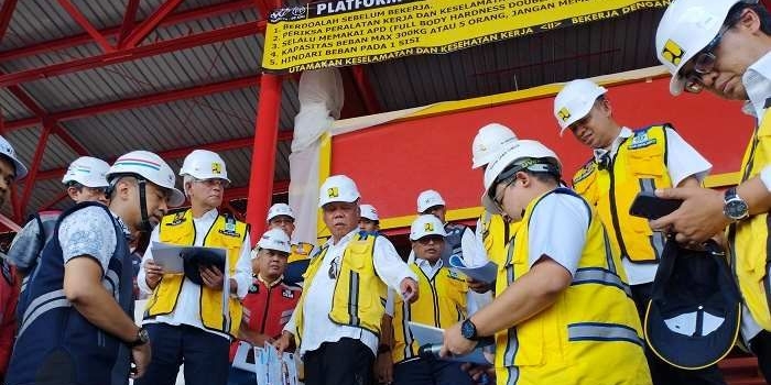 menteri-pupr-cek-renovasi-stadion-di-pamekasan-basuki-agustus-diperkirakan-rampung