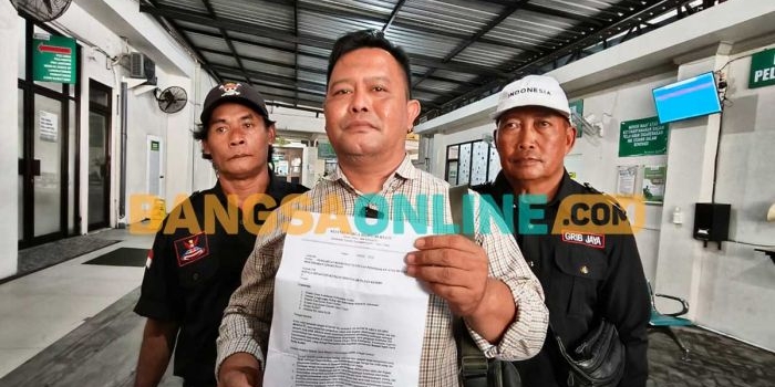 warga-dlopo-adukan-dugaan-pencemaran-lingkungan-rs-aura-syifa-kediri