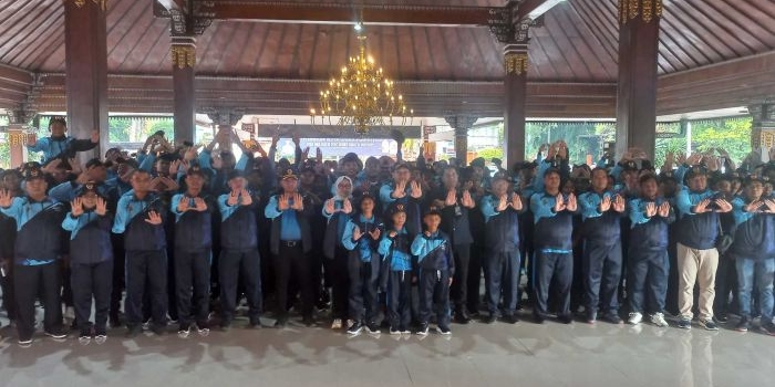 wabup-mojokerto-berangkatkan-ratusan-atlet-dan-ofisial-yang-berlaga-di-porprov-ix-jatim
