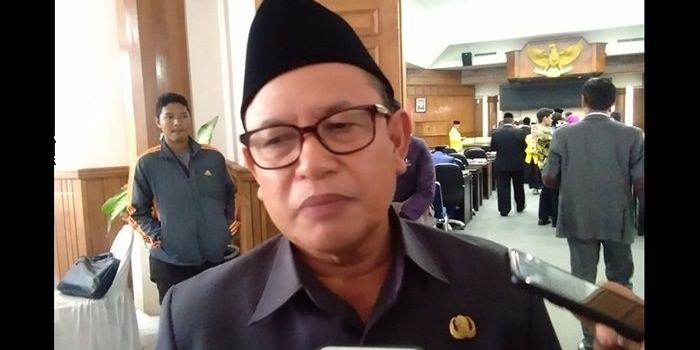 Wakil Bupati Tuban Noor Nahar Husein saat memberikan keterangan kepada awak media.