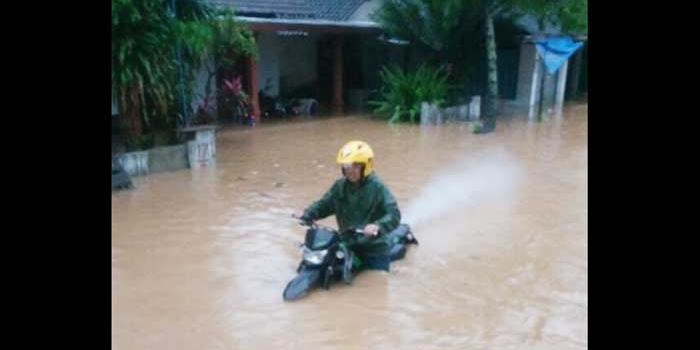 Bencana maha dahsyat di Pacitan menyisakan trauma mendalam bagi anak-anak. foto: ist