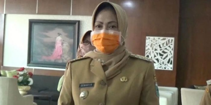 Hj. Dewanti Rumpoko, Wali Kota Batu.