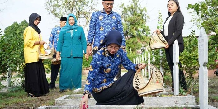 pimpin-upacara-hut-ke-54-korpri-dan-hgn-vinanda-tegaskan-integritas-hingga-transformasi-digital-asn