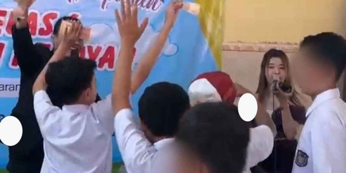 viral-siswa-sd-sawer-biduan-di-sekolah-dindik-tulungagung-berikan-teguran