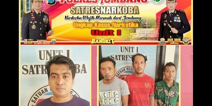 Keempat pelaku saat diamankan polisi.