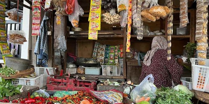 harga-sembako-jatim-senin-23-juni-2025-cabai-rawit-rp52-704kg-tomat-rp20-314kg