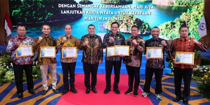 kementerian-atr-bpn-terima-8-penghargaan-dari-kkp-atas-sertifikasi-pulau-pulau-kecil