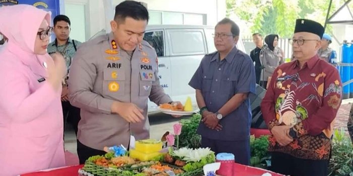 ketua-dprd-kabupaten-blitar-apresiasi-sinergi-lintas-sektor-di-sppg-jimbe