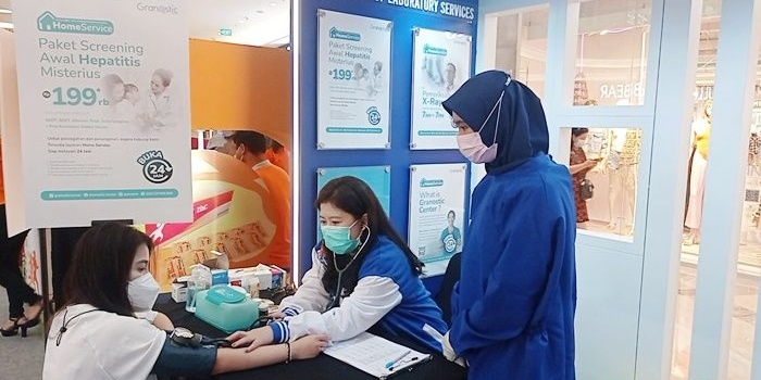 Booth Granostic yang ada di salah satu even di Pakuwon Mall Surabaya.