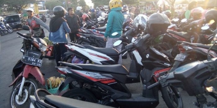 Salah satu titik parkir di Pasar Batu.