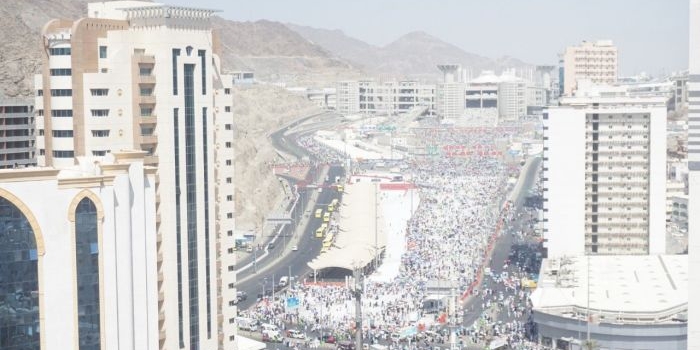 Ribuan jemaah dari seluruh dunia Mina menuju Makkah
