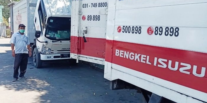 Mobil untuk bengkel berjalan milik Astra Isuzu yang melayani pelanggan tanpa harus datang ke showroom.