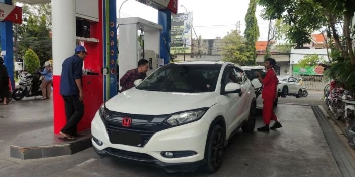 pembatasan-pembelian-bbm-bersubsidi-di-lamongan-picu-kekhawatiran-warga