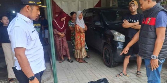 miris-jasad-bayi-laki-laki-ditemukan-warga-di-pinggir-jalan-driyorejo