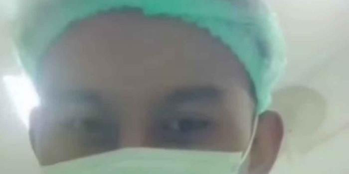 viral-dua-nakes-di-jombang-live-tiktok-saat-lakukan-tindakan-operasi-persalinan