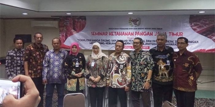 Paguyuban Pedagang Sapi dan Daging Segar (PPSDS) Jatim menggelar seminar Ketahanan Pangan Jawa Timur di Hotel Sahid Surabaya, Kamis (1/8). foto: DIDI ROSADI/ BANGSAONLNIE