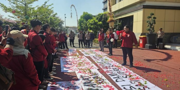 polresta-sidoarjo-siagakan-700-personel-dalam-aksi-demo-yang-digelar-imm