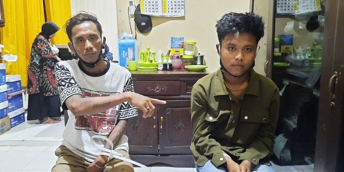 Kedua orang pengedar obat-obatan atau pil terlarang yang berhasil ditangkap pada Kamis (13/1/22) siang.