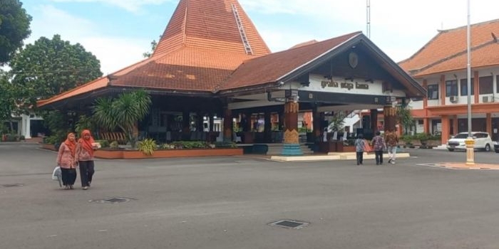 kiai-asep-optimis-pemindahan-pusat-pemerintahan-kabupaten-mojokerto-rampung-2027