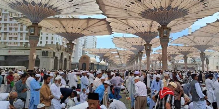 Bus Pengangkut Jemaah Umrah Indonesia Terbakar, Seluruh Penumpang Selamat