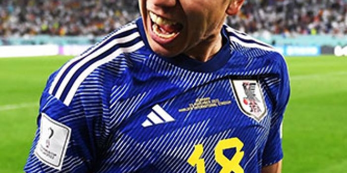 Gol Takuma Asano  membawa Jepang menang 2-1 melawan Jerman pada laga pembuka Grup E. 
