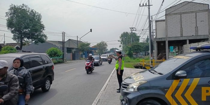 polsek-balongbendo-sidoarjo-rutin-gelar-patroli-di-jalur-blackspot-rawan-laka