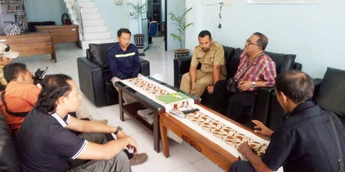 Suasana rapat koordinasi soal penertiban pelak. (foto: ist)