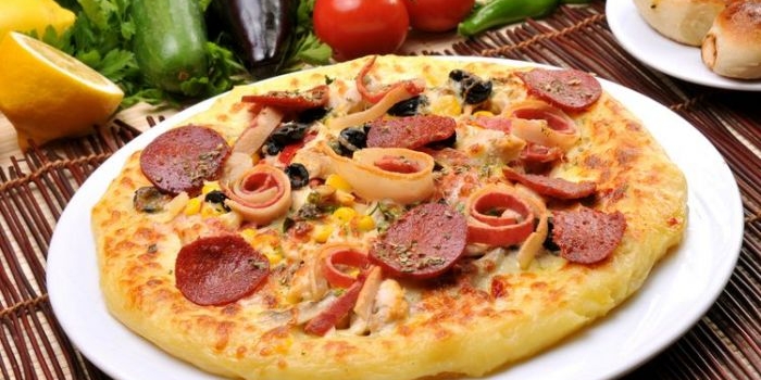Resep Pizza Sosis Sederhana ala Rumahan, Cocok untuk Ide Bekal Sekolah Anak. Foto: Ist