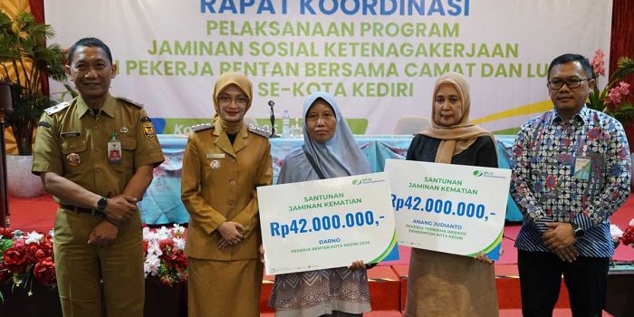 wali-kota-kediri-pastikan-pekerja-rentan-terlindungi-jaminan-sosial