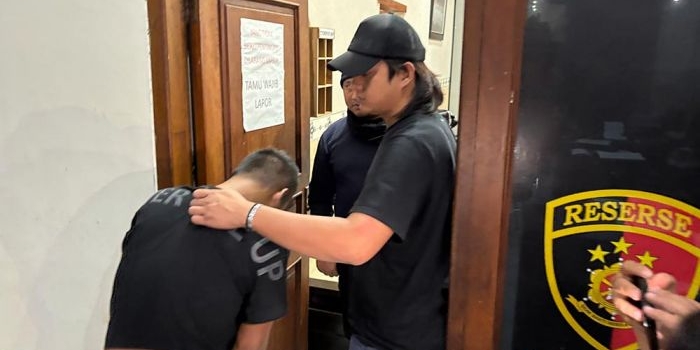 bermodal-airsoft-gun-polisi-gadungan-tipu-perempuan-warga-tuban-hingga-ratusan-juta