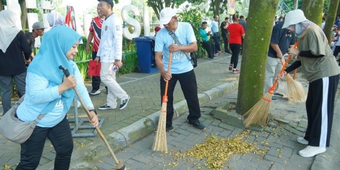 pemkab-kediri-galakkan-korvei-jaga-kebersihan-kawasan-simpang-lima-gumul