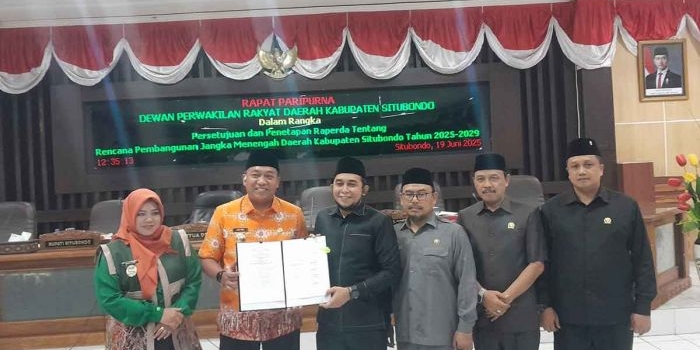 pengesahan-perda-rpjmd-2025-2029-bupati-situbondo-targetkan-penurunan-kemiskinan