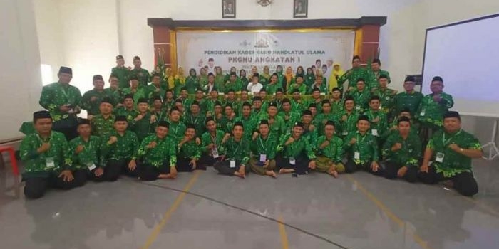 perkuat-pemahaman-ideologis-dan-komitmen-guru-nu-pw-pergunu-jatim-gelar-pkgnu-di-gresik