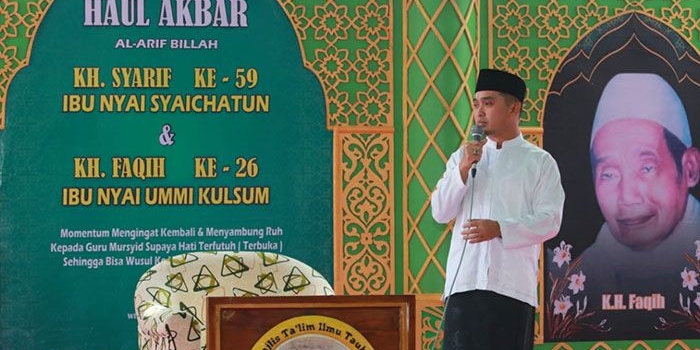 Wakil Wali Kota Pasuruan, Adi Wibowo, saat menghadiri Haul Kiai Syarif ke-59 dan Kiai Faqih ke-26 di halaman Musala Darut Tauhid.