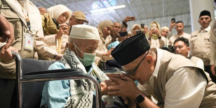 menhaj-gus-irfan-lepas-kepulangan-perdana-jemaah-haji-ke-tanah-air