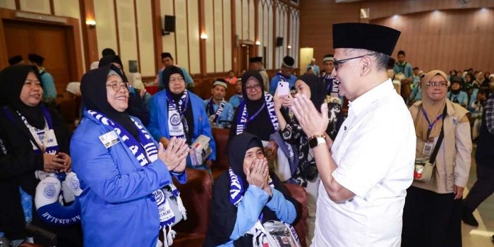 menhaj-gus-irfan-lepas-kloter-pertama-jamaah-haji-2026