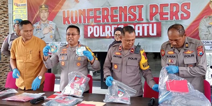 ungkap-pencurian-emas-polres-batu-sebut-pelaku-pantau-korban-lewat-medsos