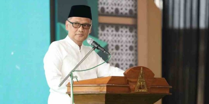 halal-bihalal-alumni-pesantren-tebuireng-menhaj-gus-irfan-menteri-tak-boleh-terima-amplop
