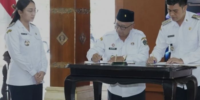 teken-mou-bupati-blitar-bangun-kolaborasi-dengan-pemkot-dan-universitas-untuk-percepat-pembangunan