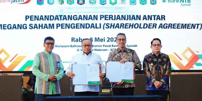 pj-gubernur-jatim-saksikan-penandatanganan-shareholder-agreement-di-mataram