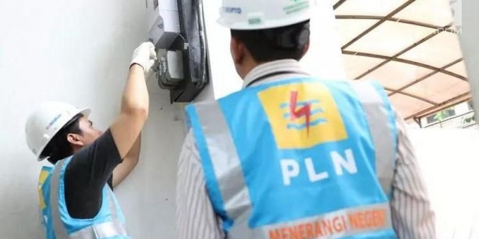 asyik-sambut-hut-ri-ke-80-pln-adakan-diskon-tambah-daya-listrik-50-persen