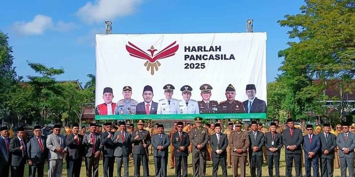 bupati-pamekasan-pimpin-upacara-peringatan-hari-lahir-pancasila-2025