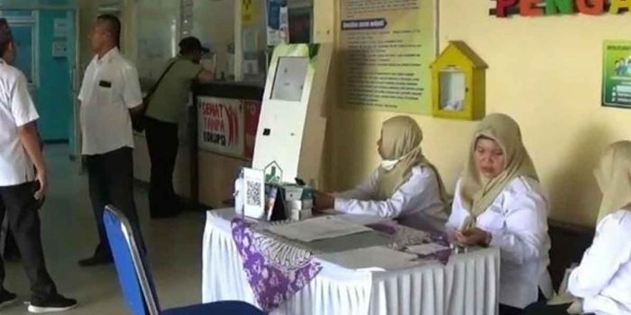 ditinggal-ngopi-puskesmas-di-bangkalan-kosong-selama-dua-jam