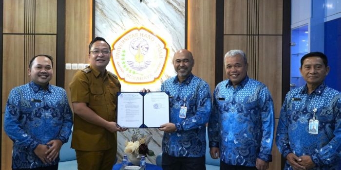 wabup-gresik-resmi-pimpin-ika-uht-bidik-penguatan-jejaring-alumni-dan-dampak-nyata