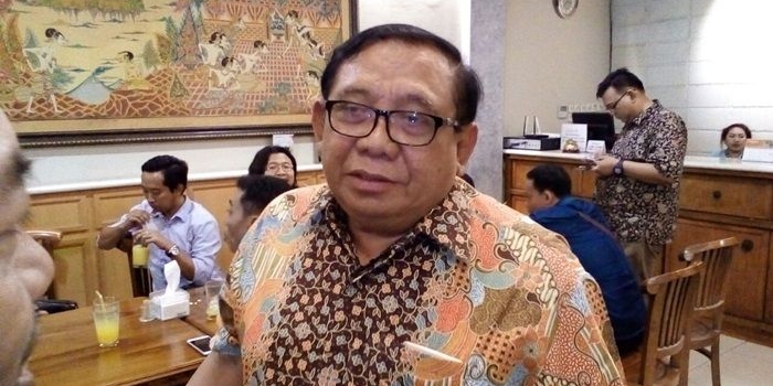 Martono, Koordinator Partai-Partai Pengusung da Pendukung Khofifah-Emil. Foto : DIDI ROSADI/BANGSAONLINE