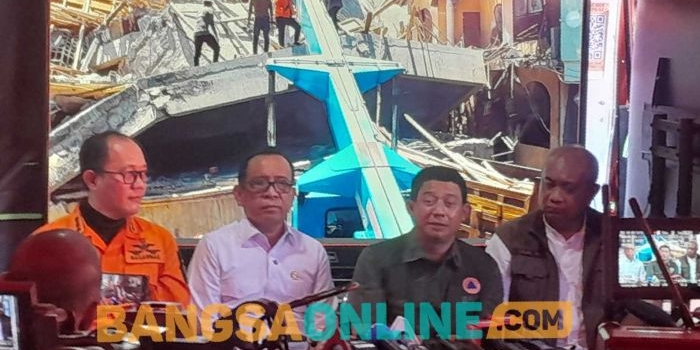 keluarga-santri-setuju-evakuasi-korban-musibah-ponpes-al-khoziny-gunakan-alat-berat
